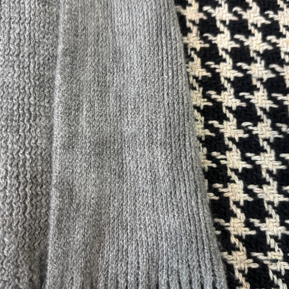 Scarf bundle - Picture 8 of 9